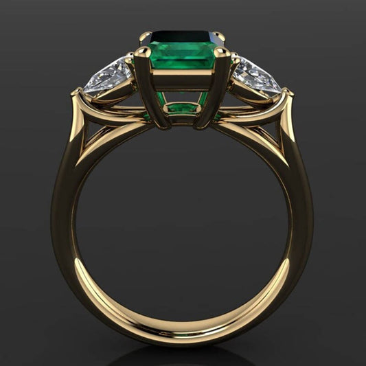 Shiny Emerald 925 Steling Silver Ring