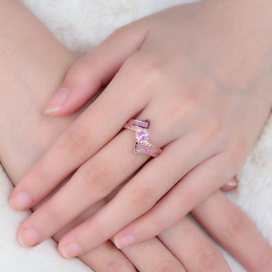Ring mit rosa Topas-Zirkonia