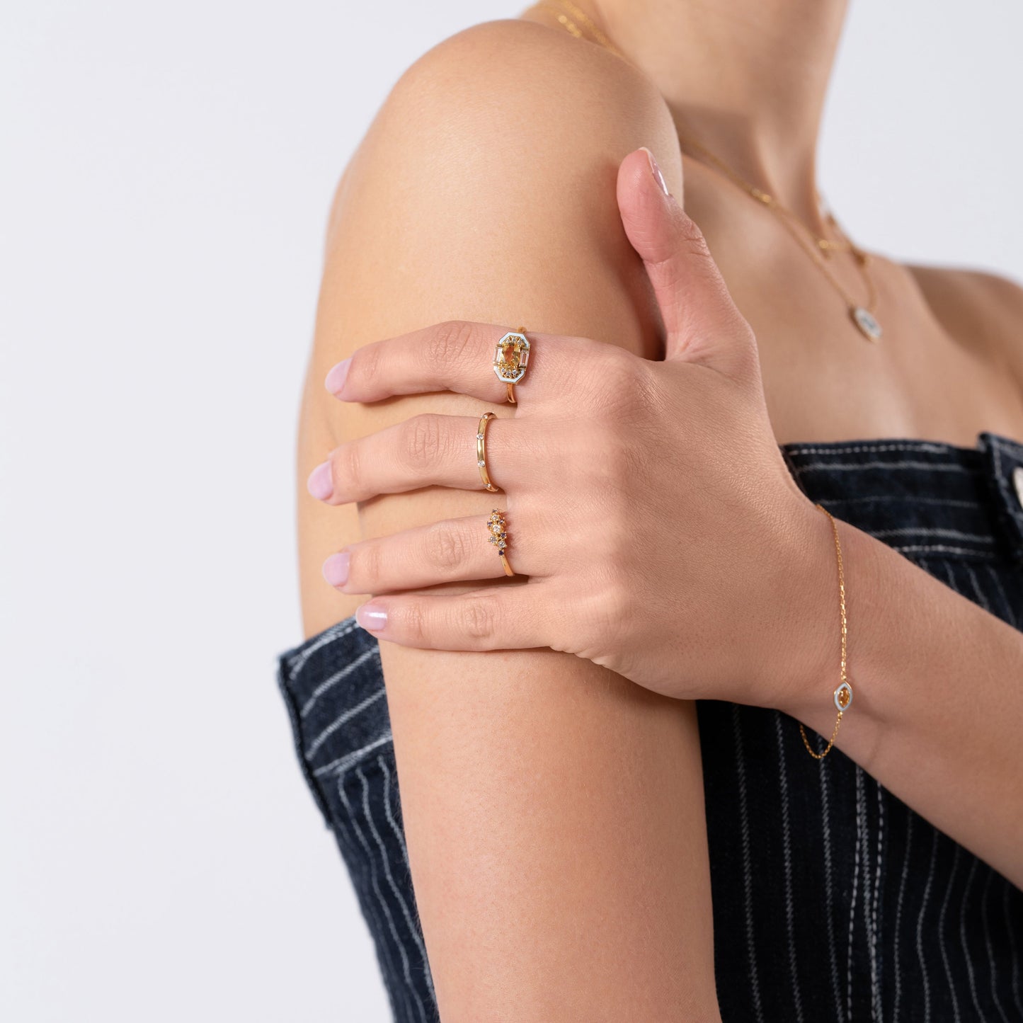 Stapelring aus Gold mit Zirkonia