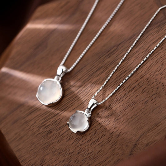 Elegant Moonstone Silver Plated Necklace