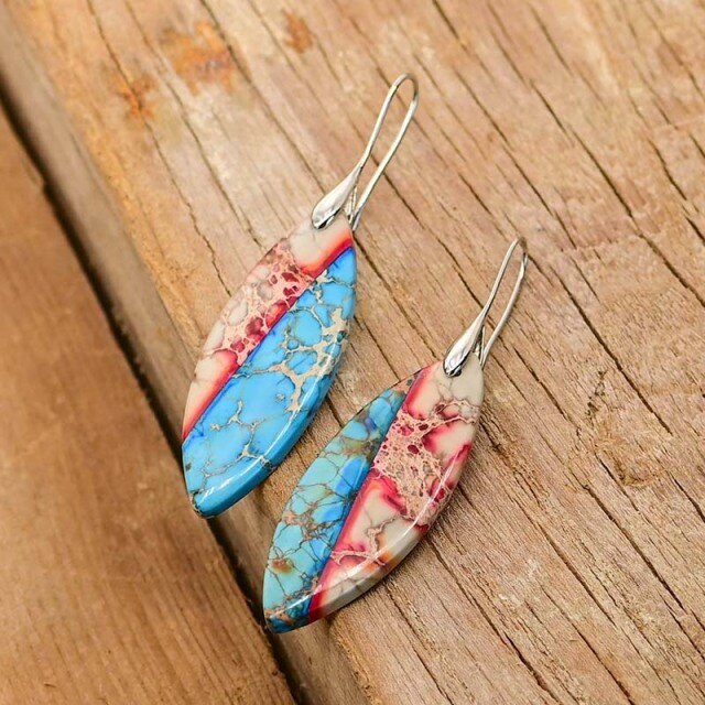 Elegant Red Leaf Emperor Earrings