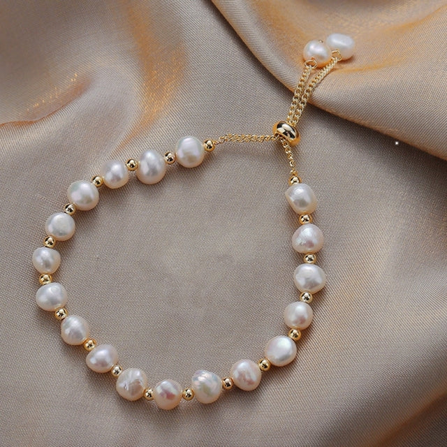 Elegant Natural Pearl Bracelet