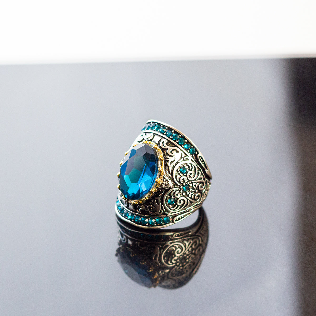 Vintage Aquamarine Silver Ring