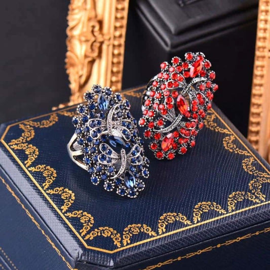 Blauer Strass-Blätterring