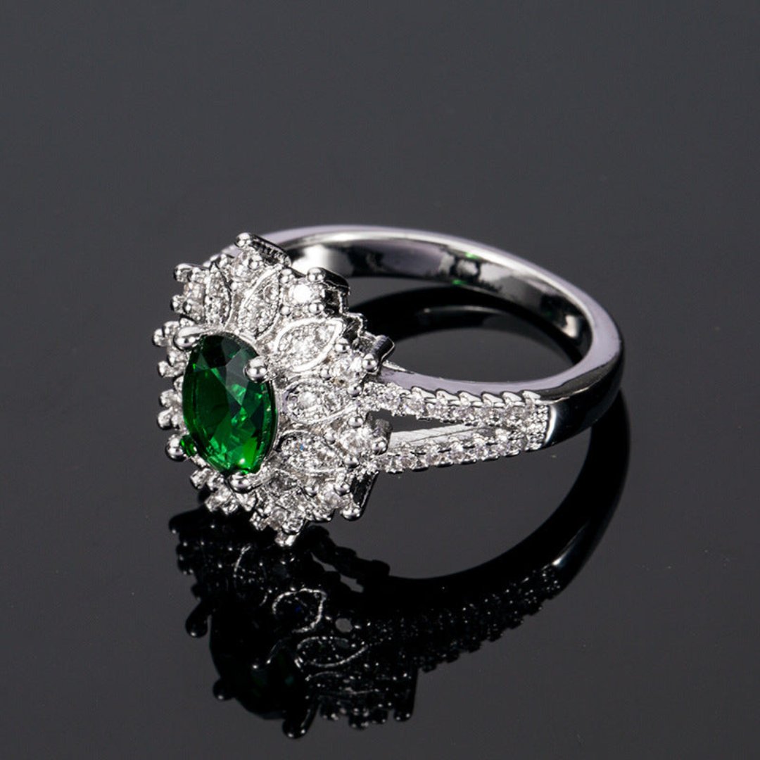 Vintage Emerald & Zircon Ring