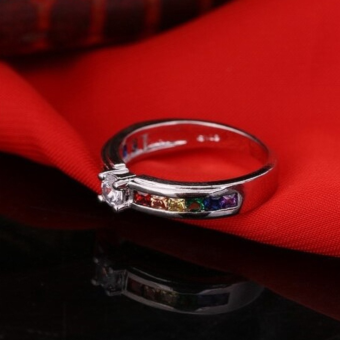 Sterling-Silberring mit Strasssteinen „Love“ und Regenbogen