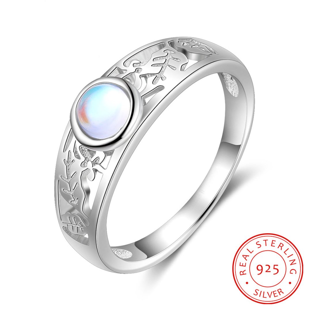 Ring aus 925er Sterlingsilber mit Mondstein im Hohldesign