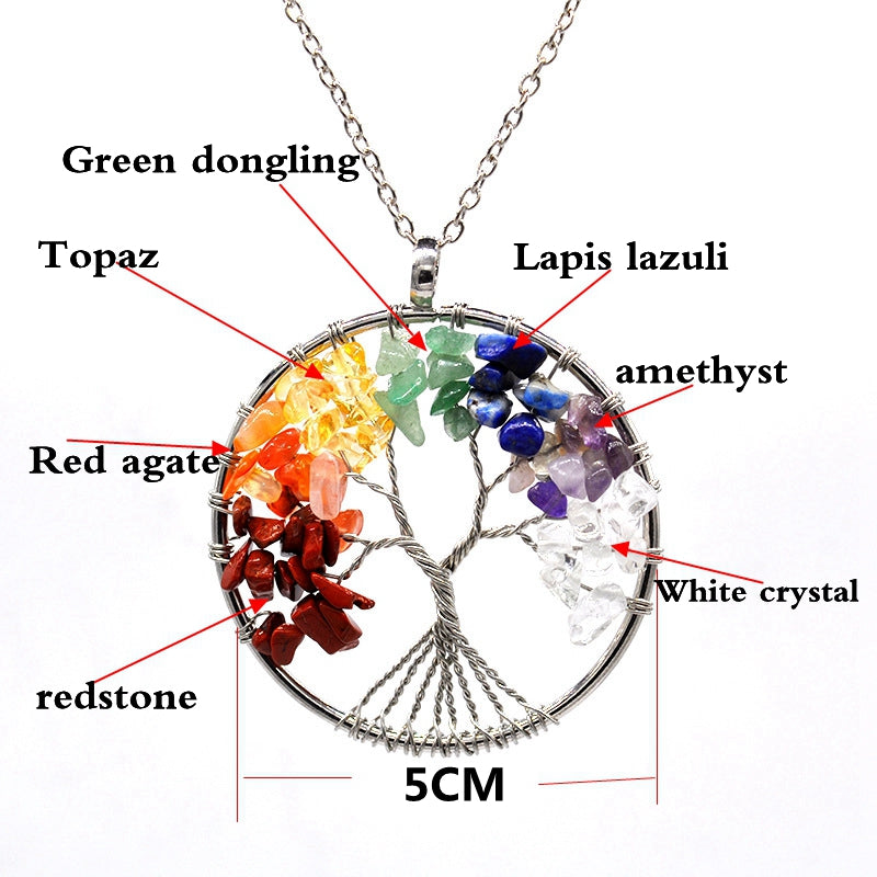 Handgemachte Halskette mit 7 Chakra-Kristallen aus Lebensbaum
