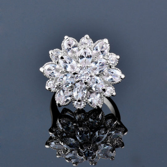 Luxury Zirconia Crystal Flower Ring