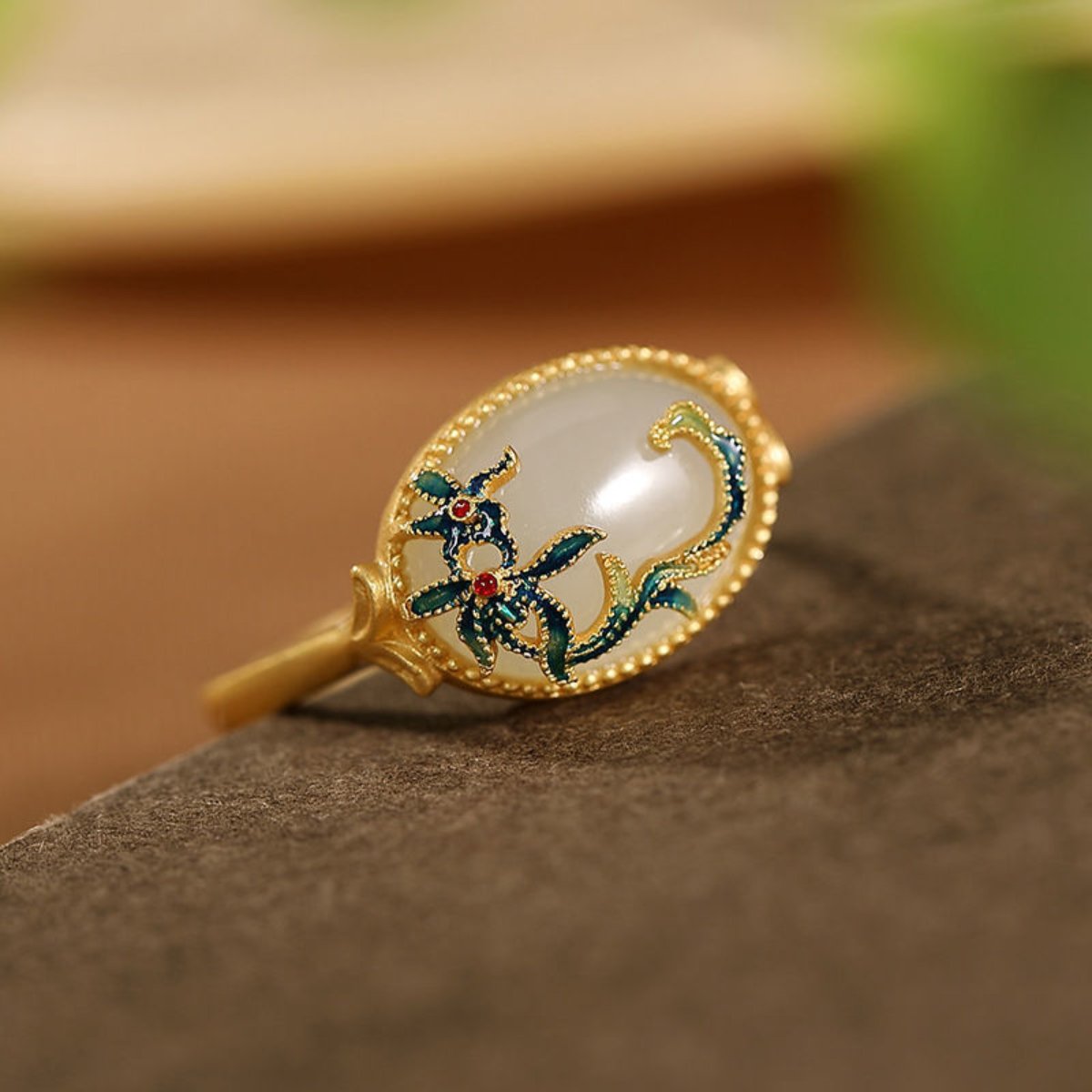 Elegant Gold Hetian Jade Adjustable Ring