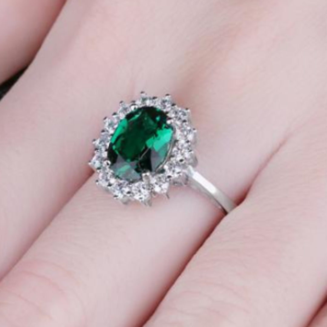 Diana Style Emerald 925 Sterling Silver Ring