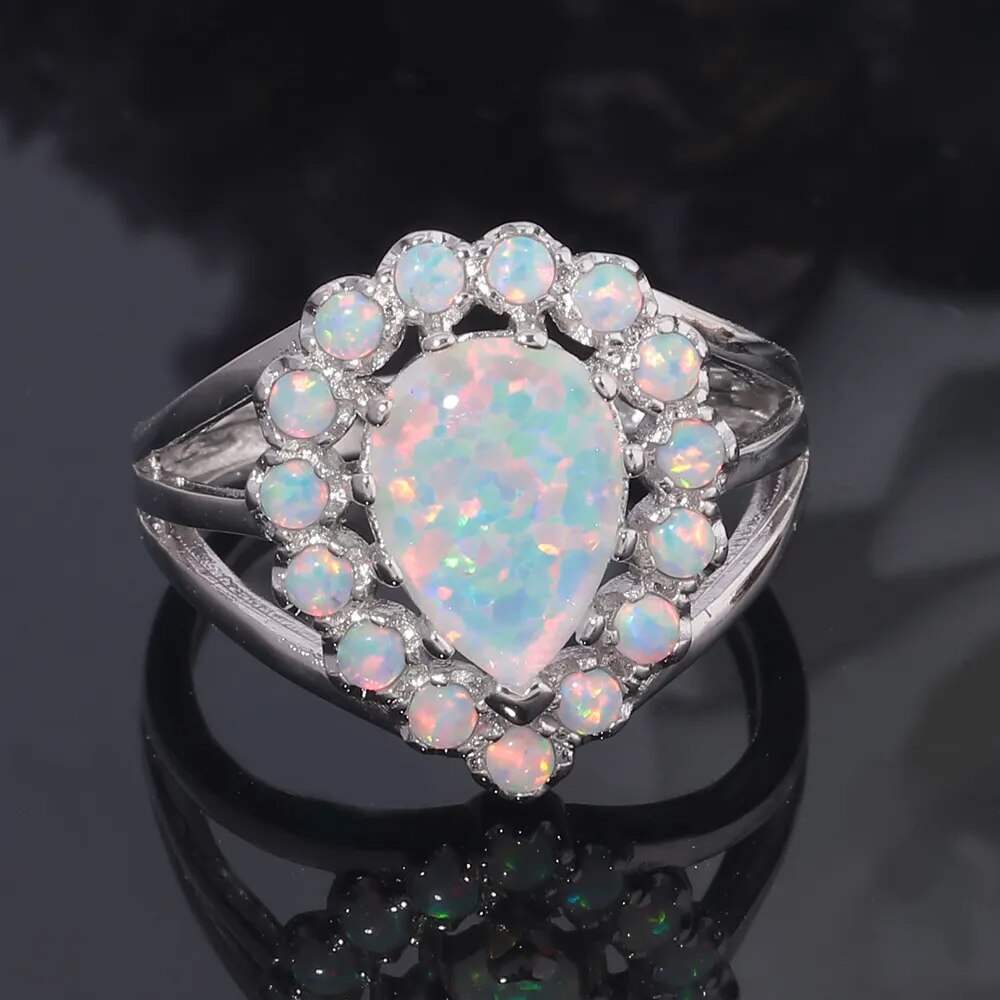Vintage Royal Weißer Opal Versilberter Ring