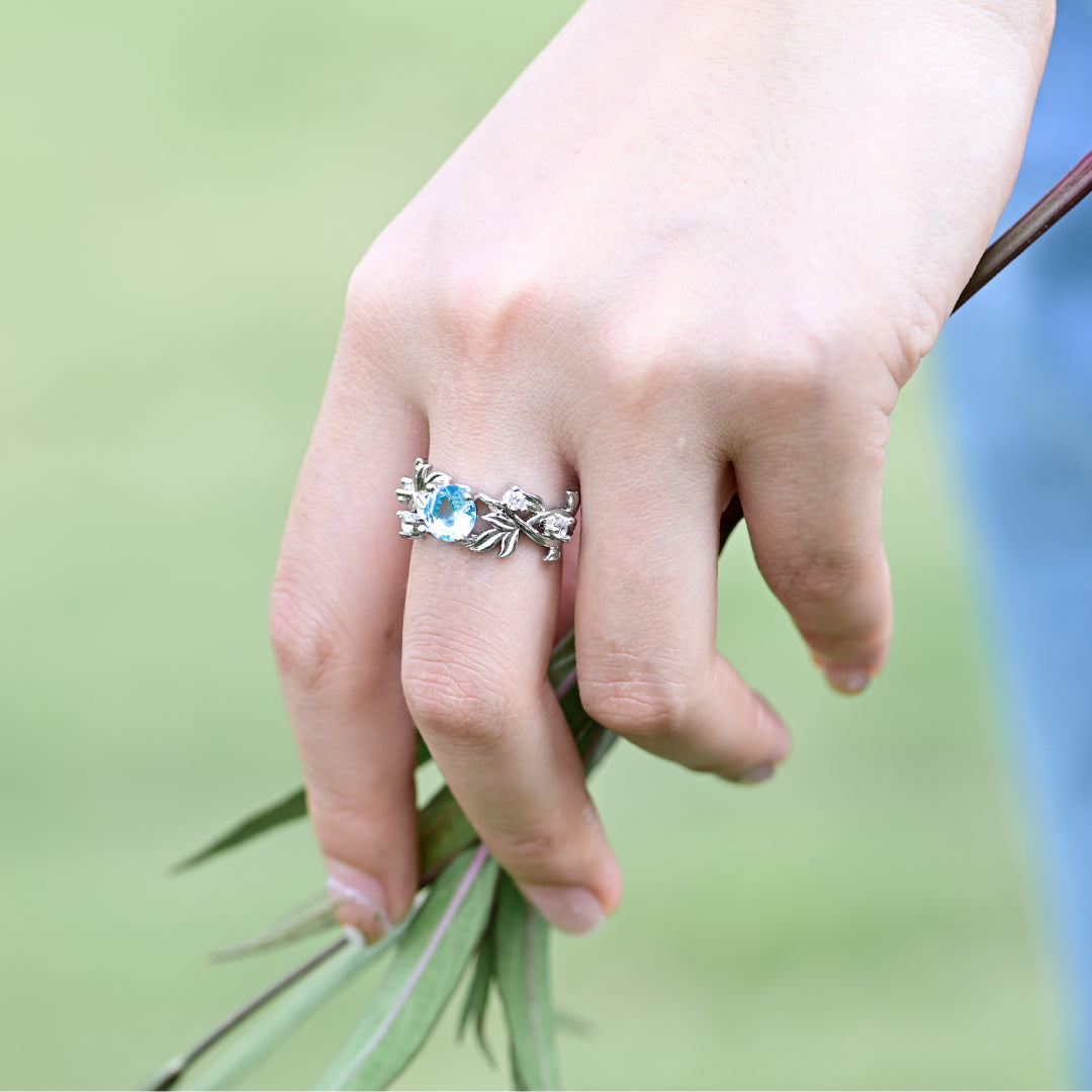 Queen of Flowers Rhinestone Ring