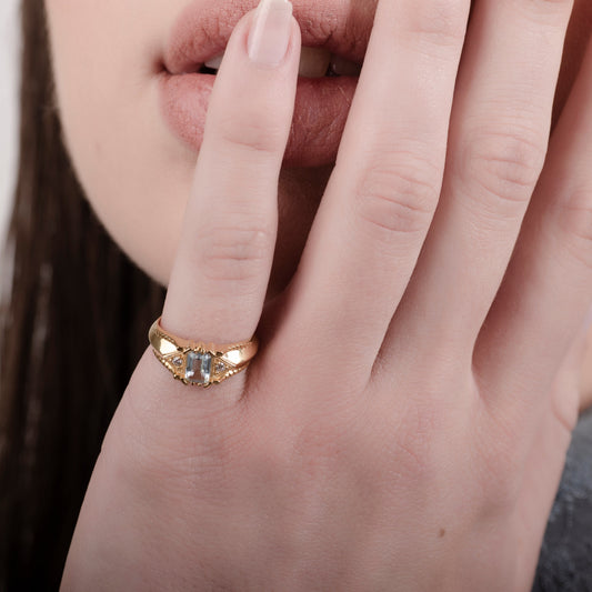 Alice Topas 24K Goldring 
