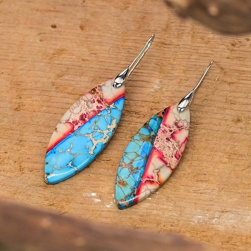 Elegant Red Leaf Emperor Earrings