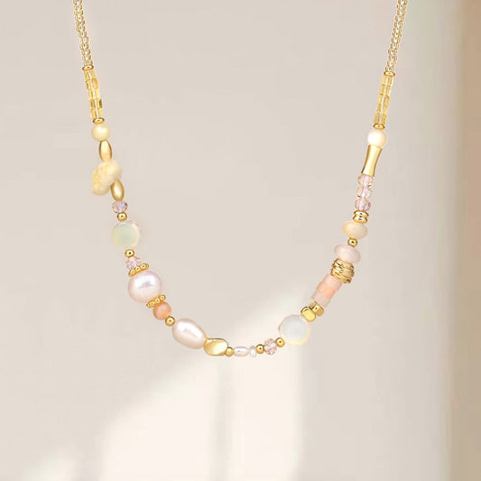 Elegant Boho Pearl Necklace