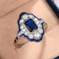 Saphirring im Vintage-Chic-Design