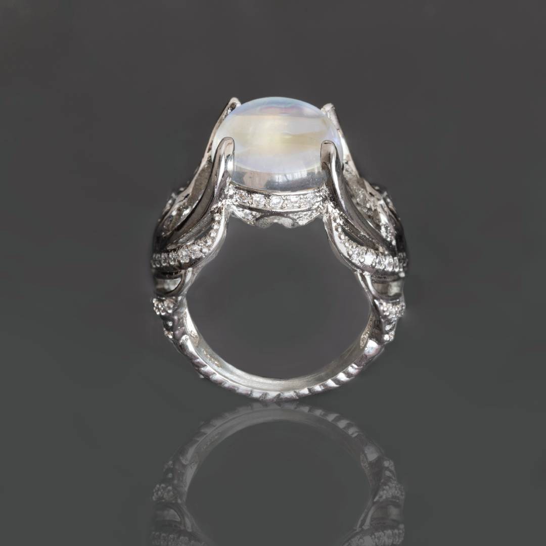 Vintage Moonstone Big Circular Cut Silver Ring