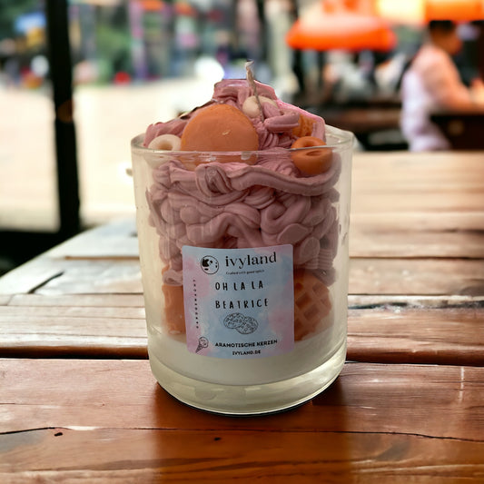 Ivyland  Oh La La Beatrice Aromatic Candle