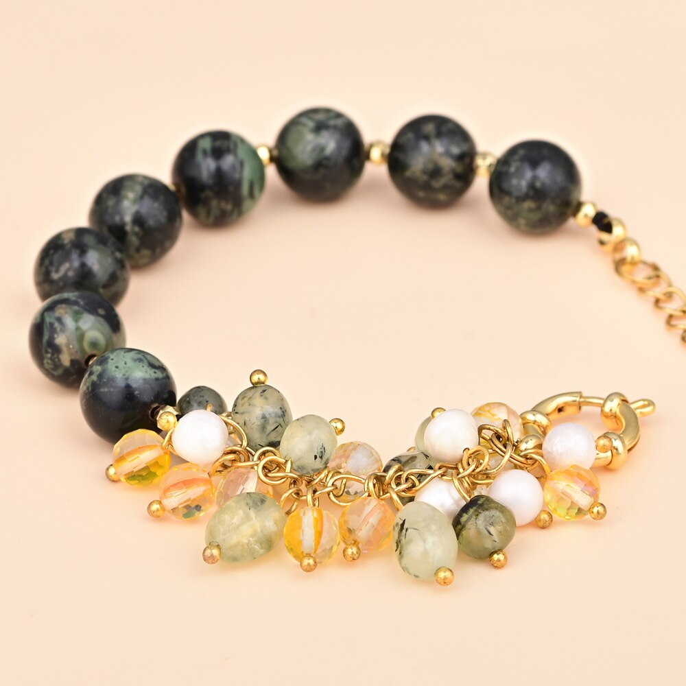 Retro Design Black Onyx Flowing Bracelet