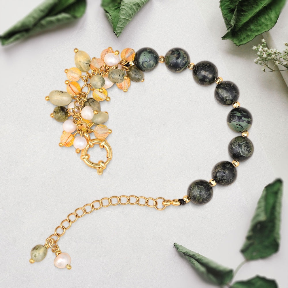 Retro Design Black Onyx Flowing Bracelet