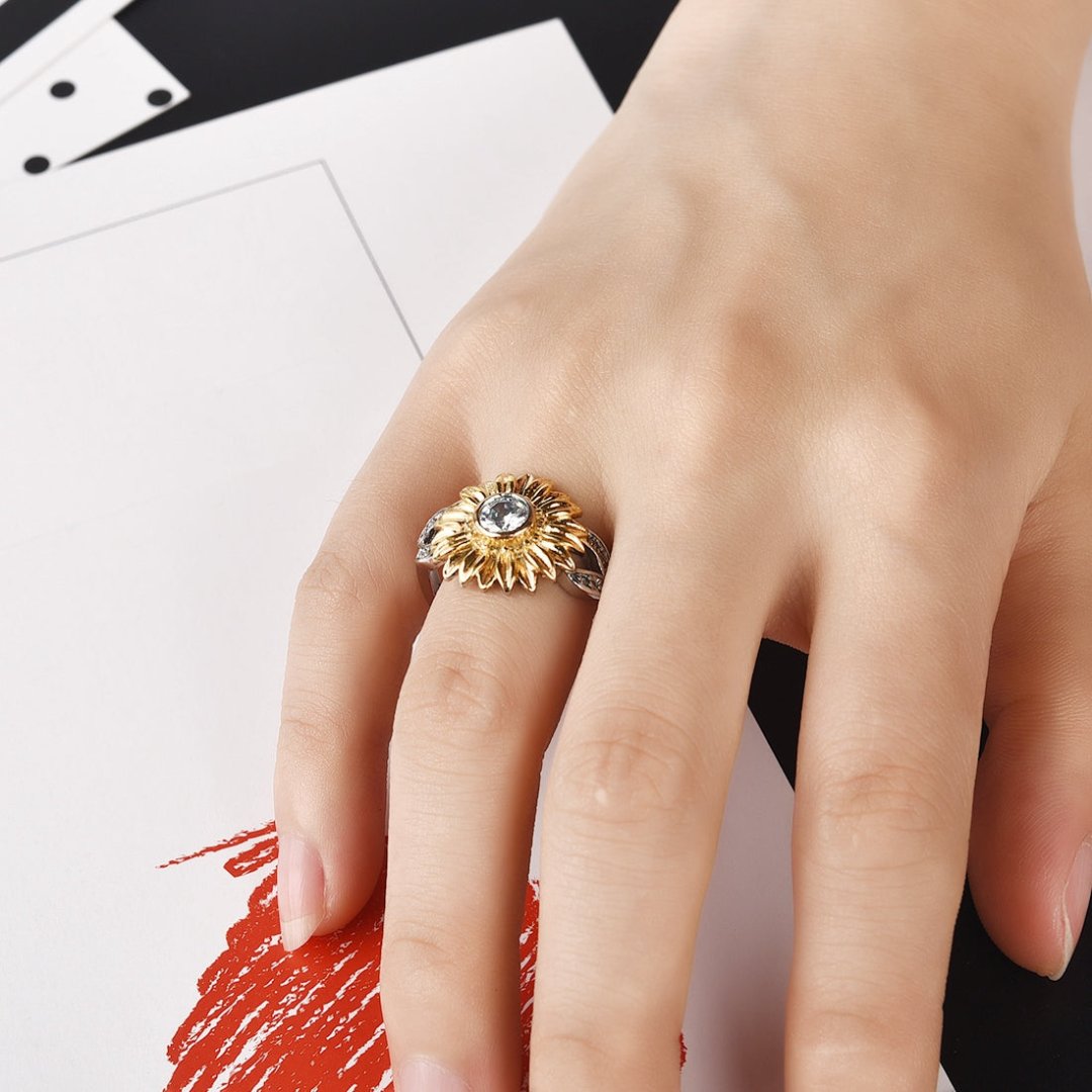 Ring mit Sonnenblumen-Zirkonia