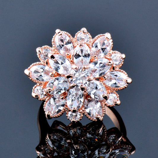 Luxury Zirconia Crystal Flower Ring