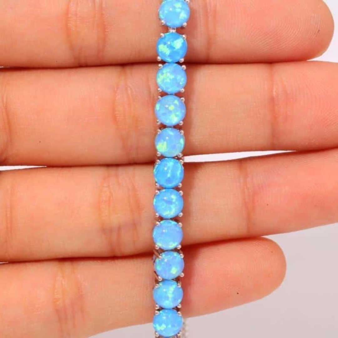 Blaues Feueropal-Silberarmband