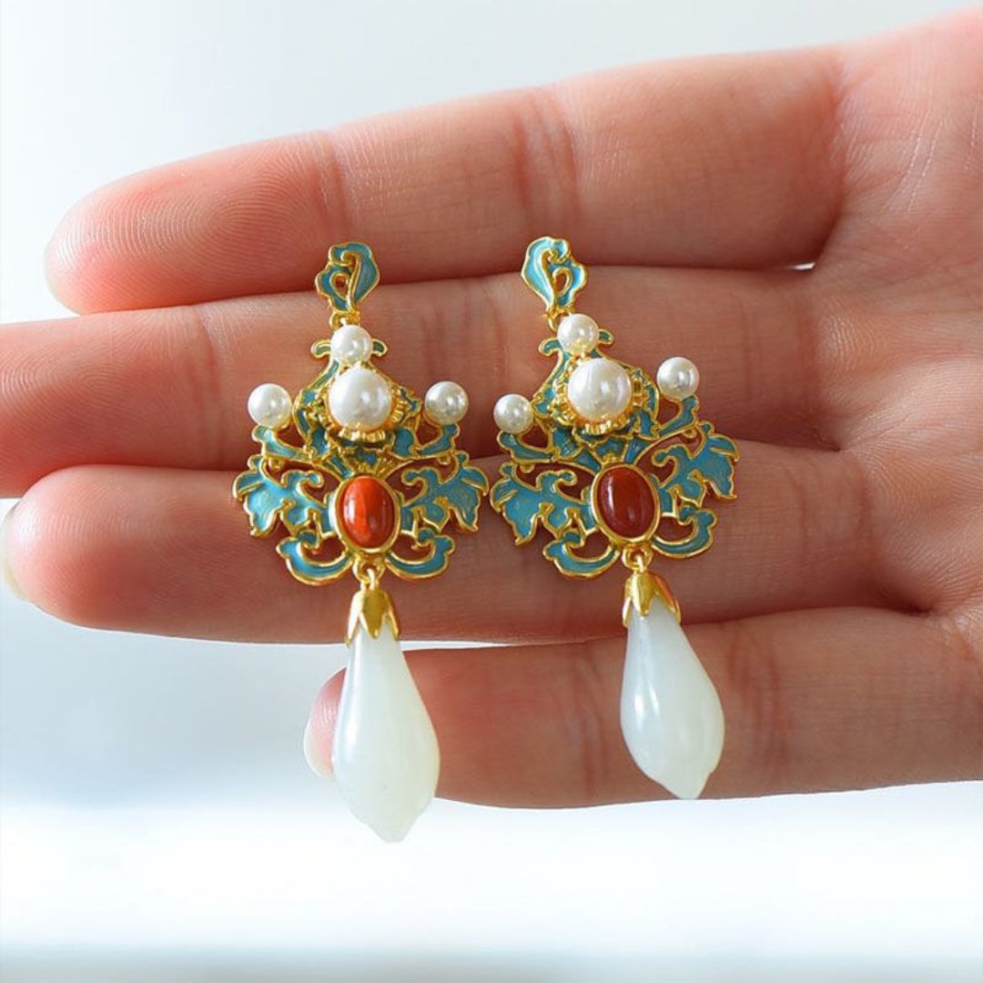 Retro White Magnolia Jade Pearl Earrings