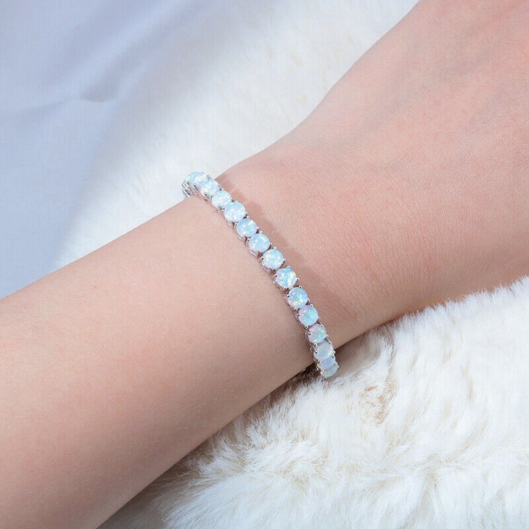 Spirituelles weißes Opal-Silberarmband 