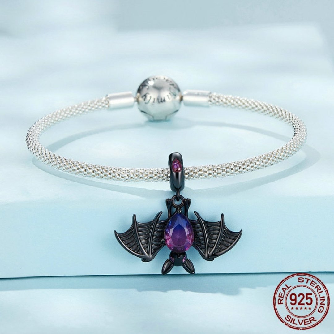 Anhänger aus Sterlingsilber mit schwarzem Fledermaustopas 