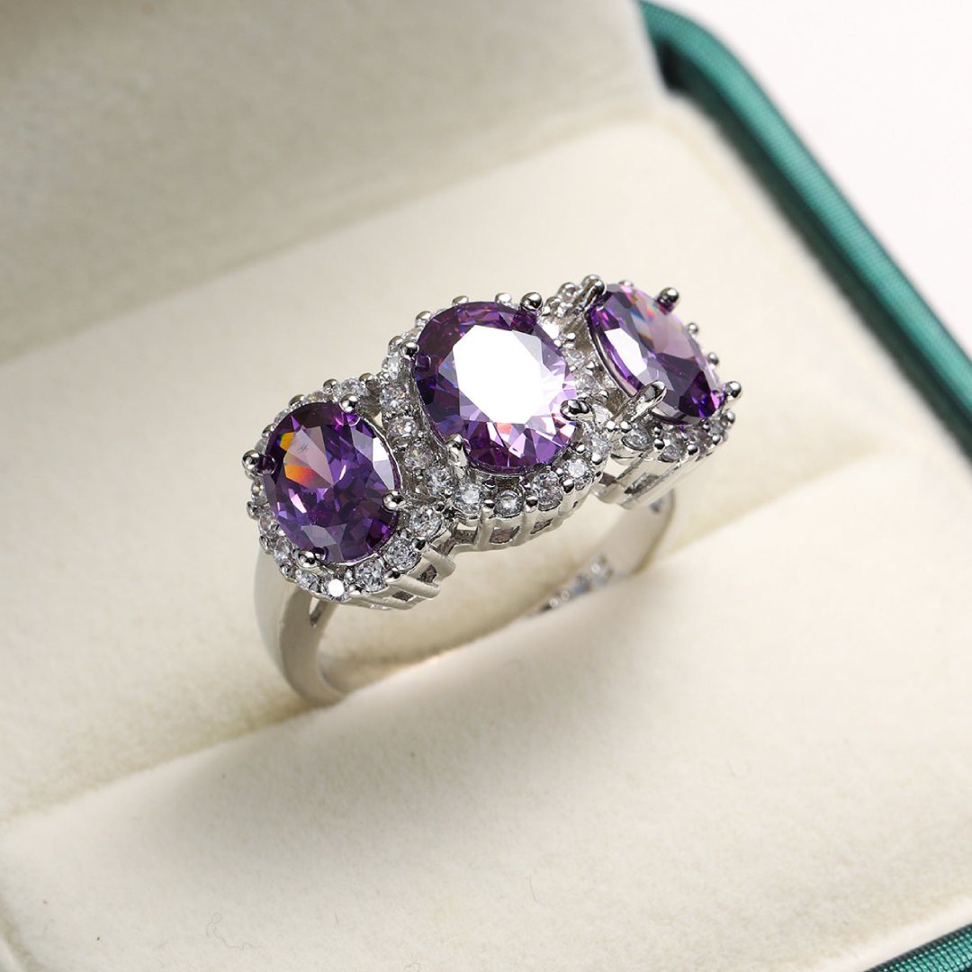 Enchanting Oval Amethyst Silver Ring