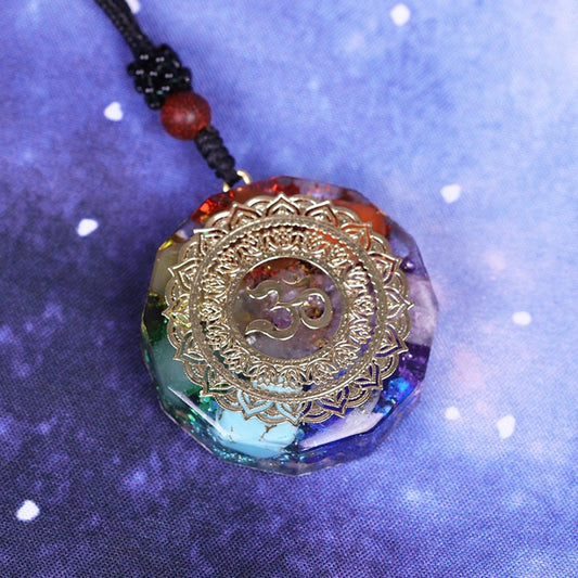 7 Chakra Orgonit Om Symbol Halskette