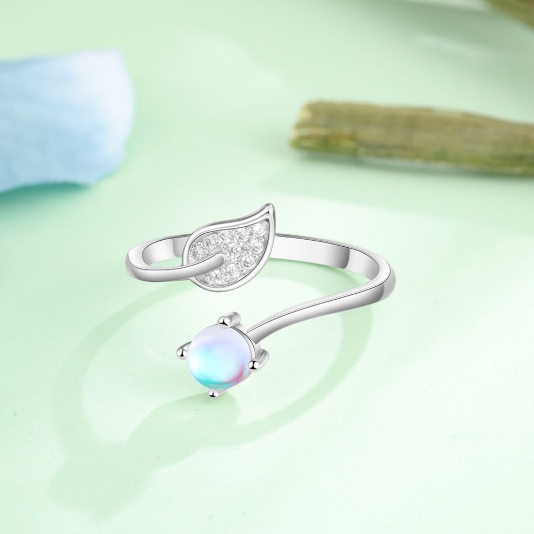 Leaf Zirconia & Moonstone Silver Adjustable Ring