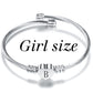 Buchstabenarmband