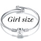 Buchstabenarmband